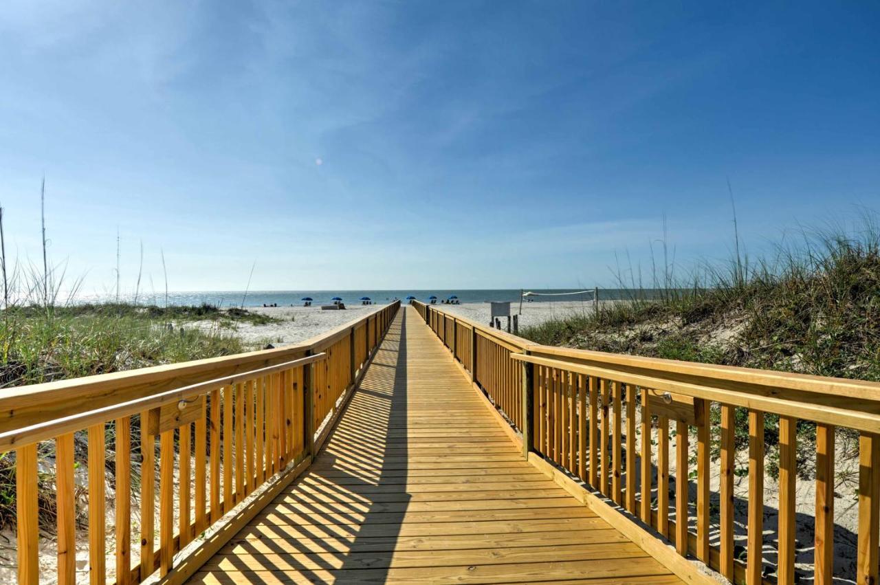 Ocean-View Hilton Head Island Condo Pool, Beach! Exterior photo