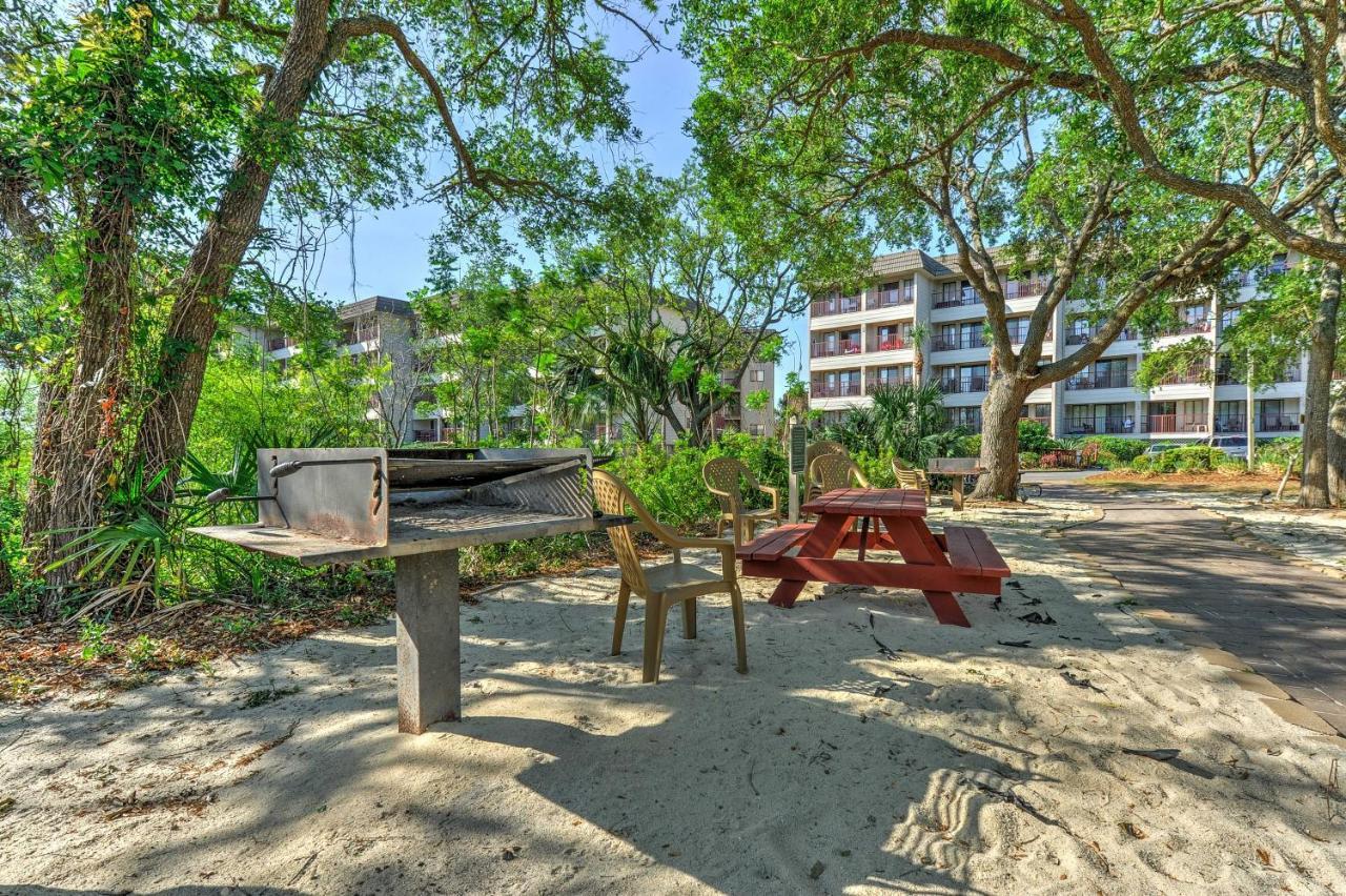 Ocean-View Hilton Head Island Condo Pool, Beach! Exterior photo