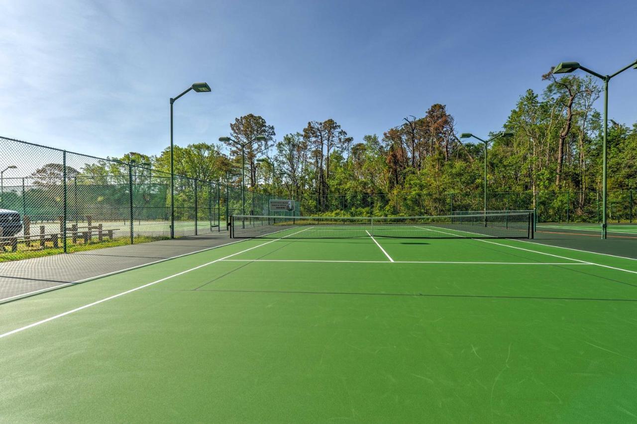 Ocean-View Hilton Head Island Condo Pool, Beach! Exterior photo